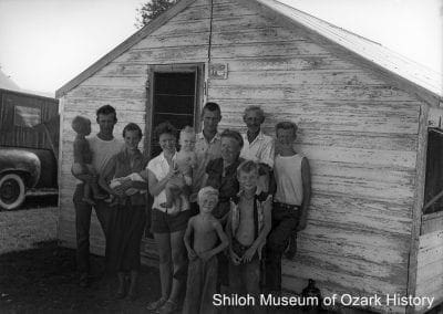 Omer Bynum family, Springdale, August 1957.