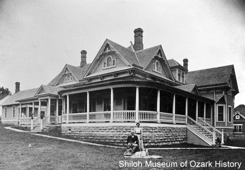 Charles W. Czech home on South Pine Street, Harrison, Arkansas, early 1900s.