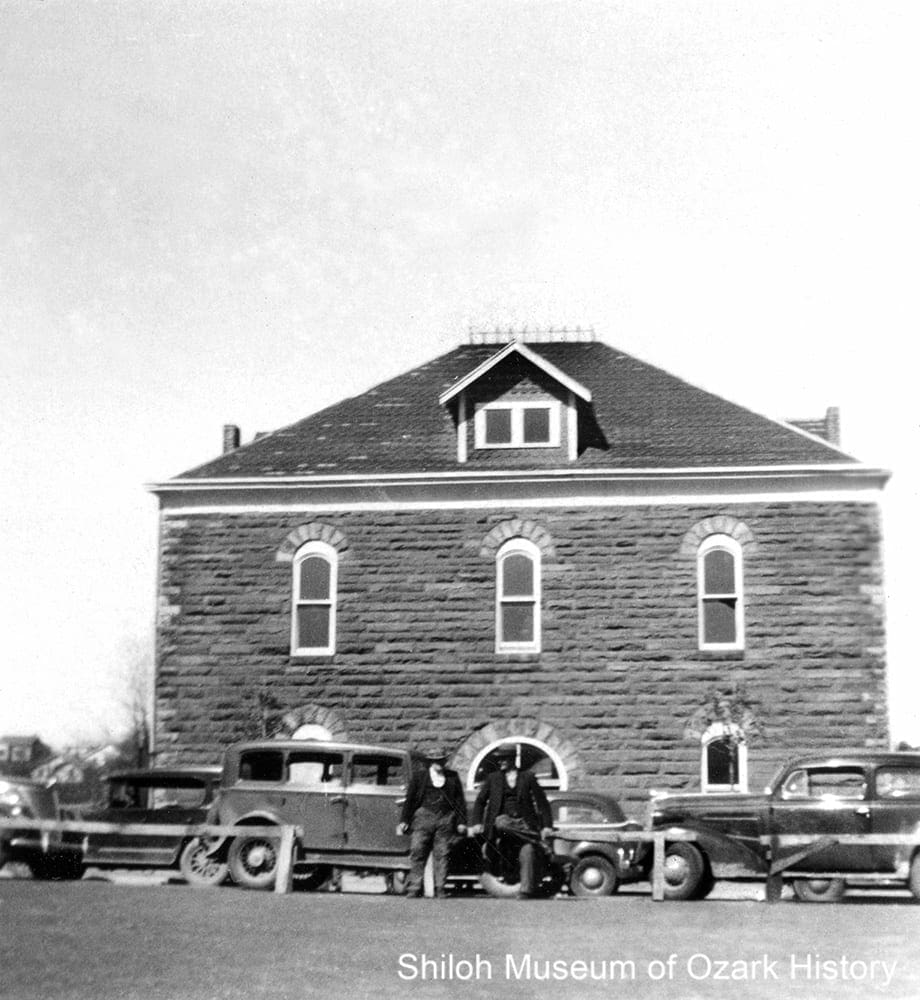 Madison County Courthouse, Huntsville, Arkansas, about 1937. 