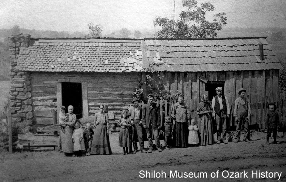 Niccum family, Springdale (Washington County, Arkansas), 1900s. 