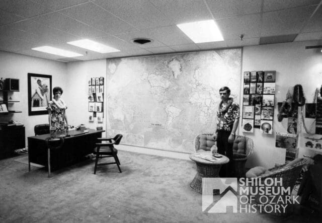 ❄️ It’s December, but we’re already thinking about warmer climates like 🌴🌴🌴 Hawaii, Jamaica, or maybe the Bahamas. In 1972, instead of booking a ✈️ trip online, you might have visited the Shiloh Travel Agency, which we think was probably in Springdale, but you never know! Also, we would love to get the identification of these two people. Recognize these folks?

#PhotoIDFriday #SpringdaleArkansas #ArkansasOzarks