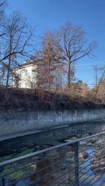 🏚️ What is that big white building, you ask? Find out in our Shiloh Meeting Hall open house, 11 a.m. to 6 p.m. March 2-7, 2026 (Monday-Saturday).

https://shilohmuseum.org/event/shiloh-meeting-hall-open-house/2026-03-02/

#ShilohMeetingHall #SpringdaleArkansas #OzarkHistory #ExploreSpringdale