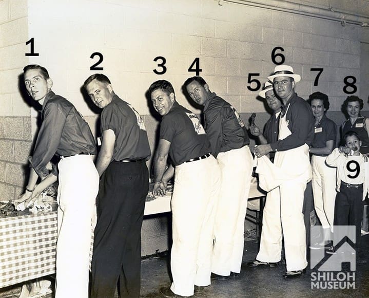 🏆🐓 Winner, winner, chicken dinner! But who are these people? Today’s 📷 #PhotoIDFriday shows the Arkansas Jaycees what must be a buffet line featuring lots of chicken. We also don’t know where this was taken or when, though we believe these people are from Springdale and this could have been at a Jaycees Convention in Dallas, Texas. What do you know?
❗Note: If you share this photo, please make it public and tag us so we can see the responses. 👀
Thank you!
Photo is from the Shiloh Museum’s Janice Zulpo Collection (S-2026-20-9).
#ShilohMuseum #ArkansasJaycees #SpringdaleArkansas